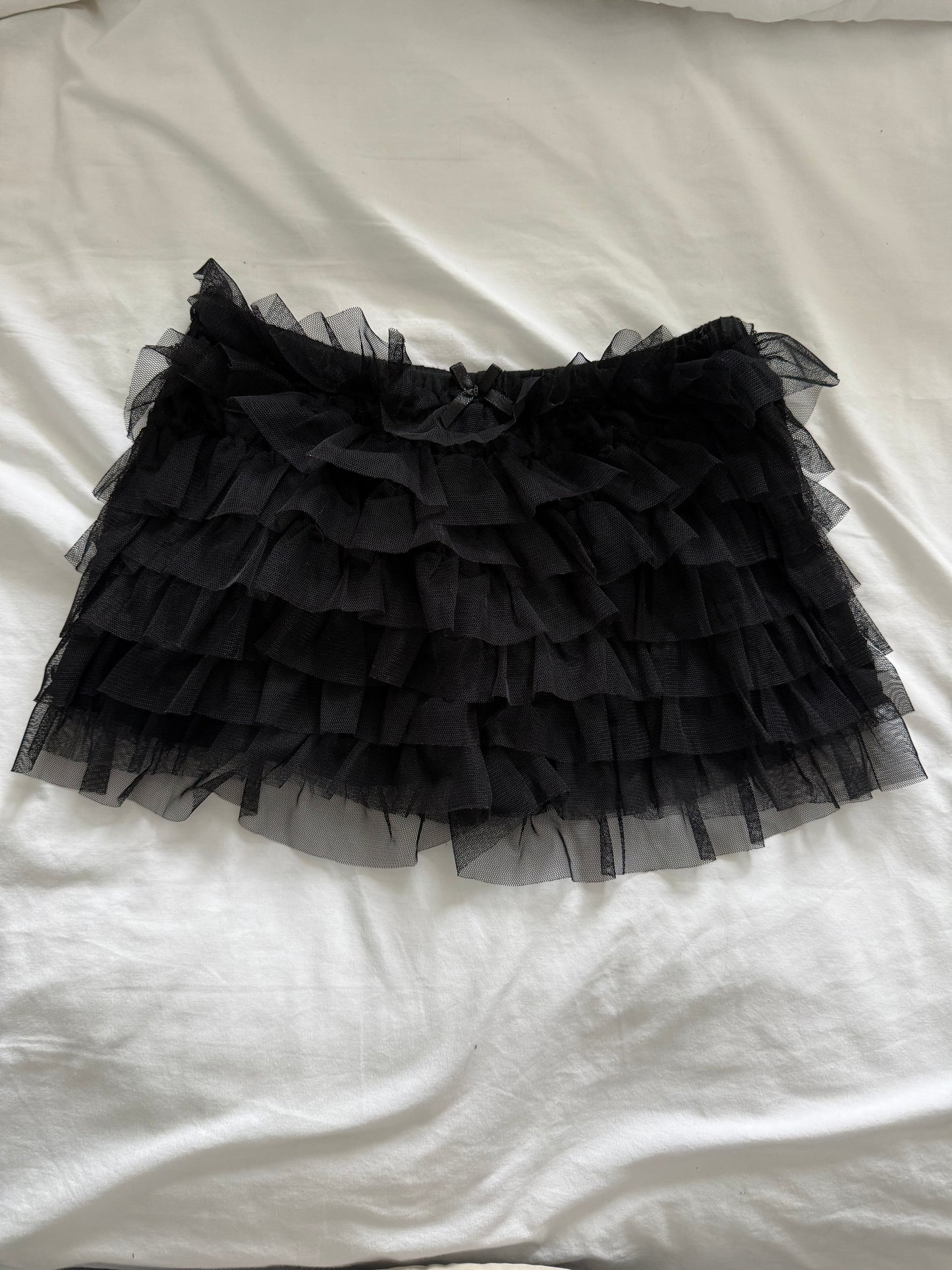 shadow moon twist martini ruffle shorts
