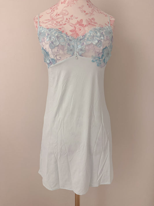 frosted petal pour spritz babydoll