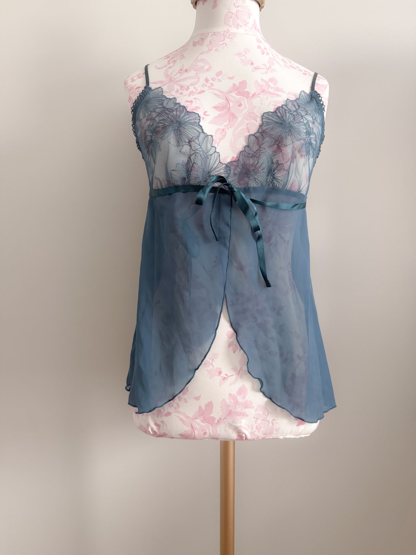 blue lotus spritz cocktail camisole
