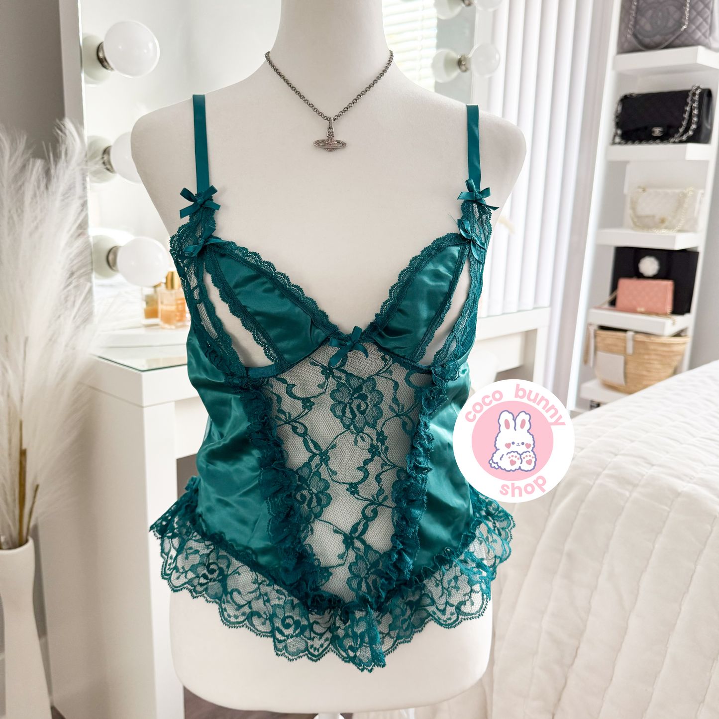 mint pine fizz martini corset