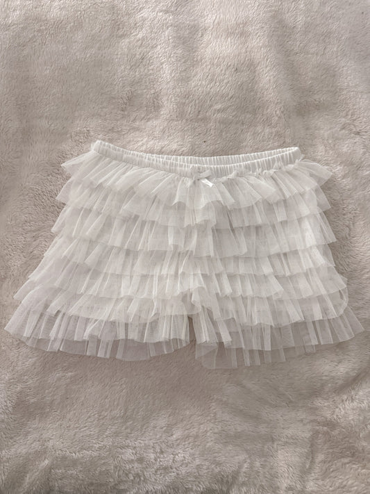 almond milk spritz martini ruffle shorts
