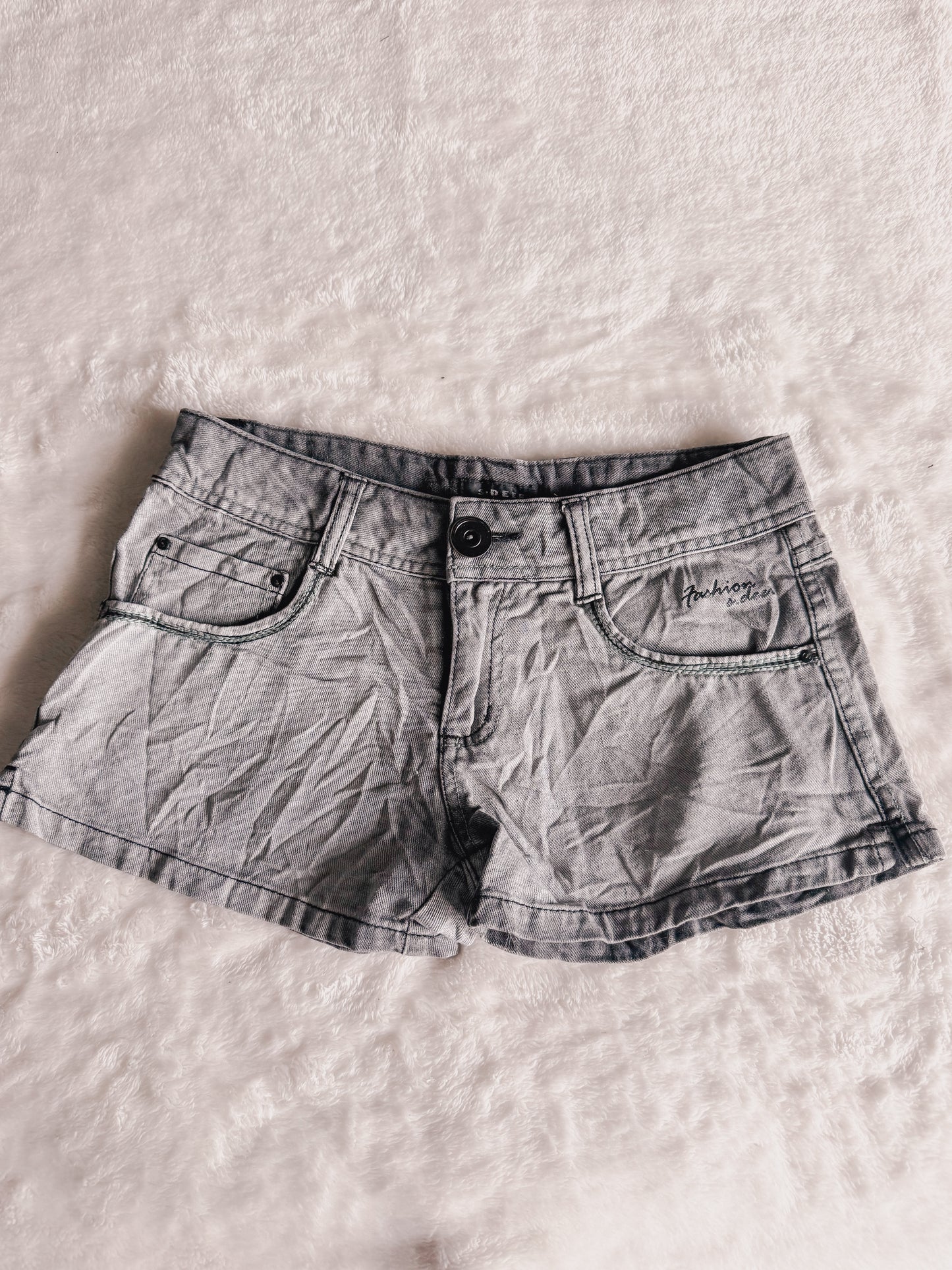 cloud wash downtown bunny shorts