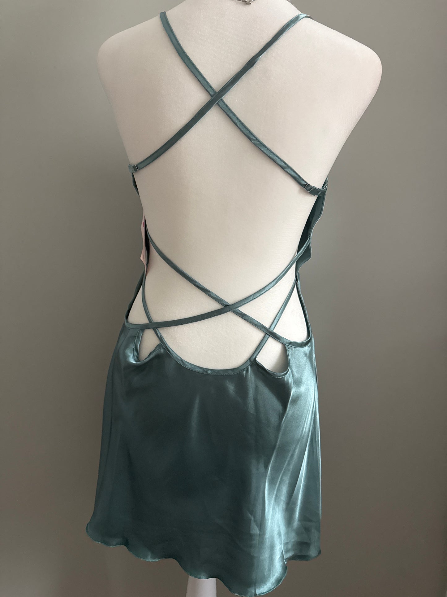 turquoise rum coconut and pineapple cocktail dress