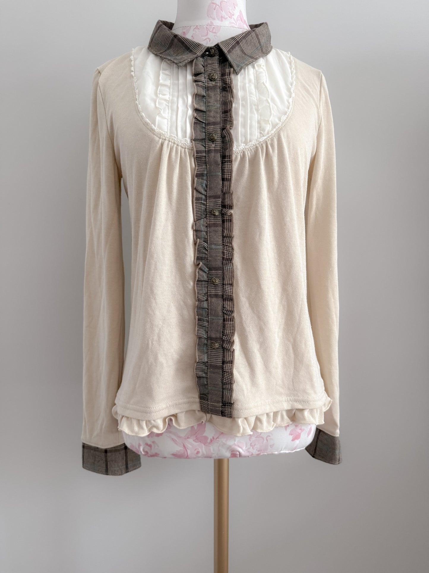 charcoal yuzu spritz cocktail top