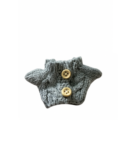 bento buddy filling: button sweater