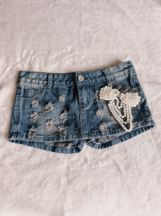 pearl heartbreak bunny skirt