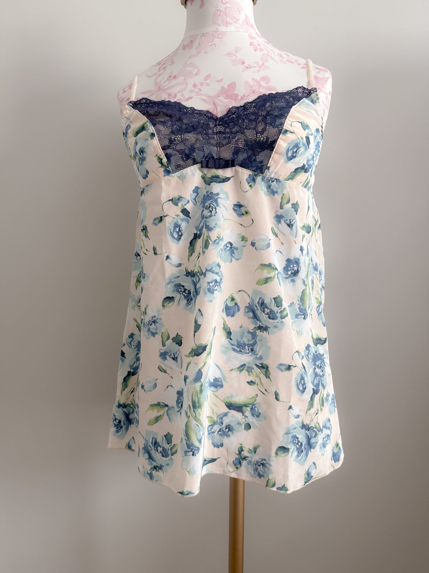 coastal floral bloom sangria camisole
