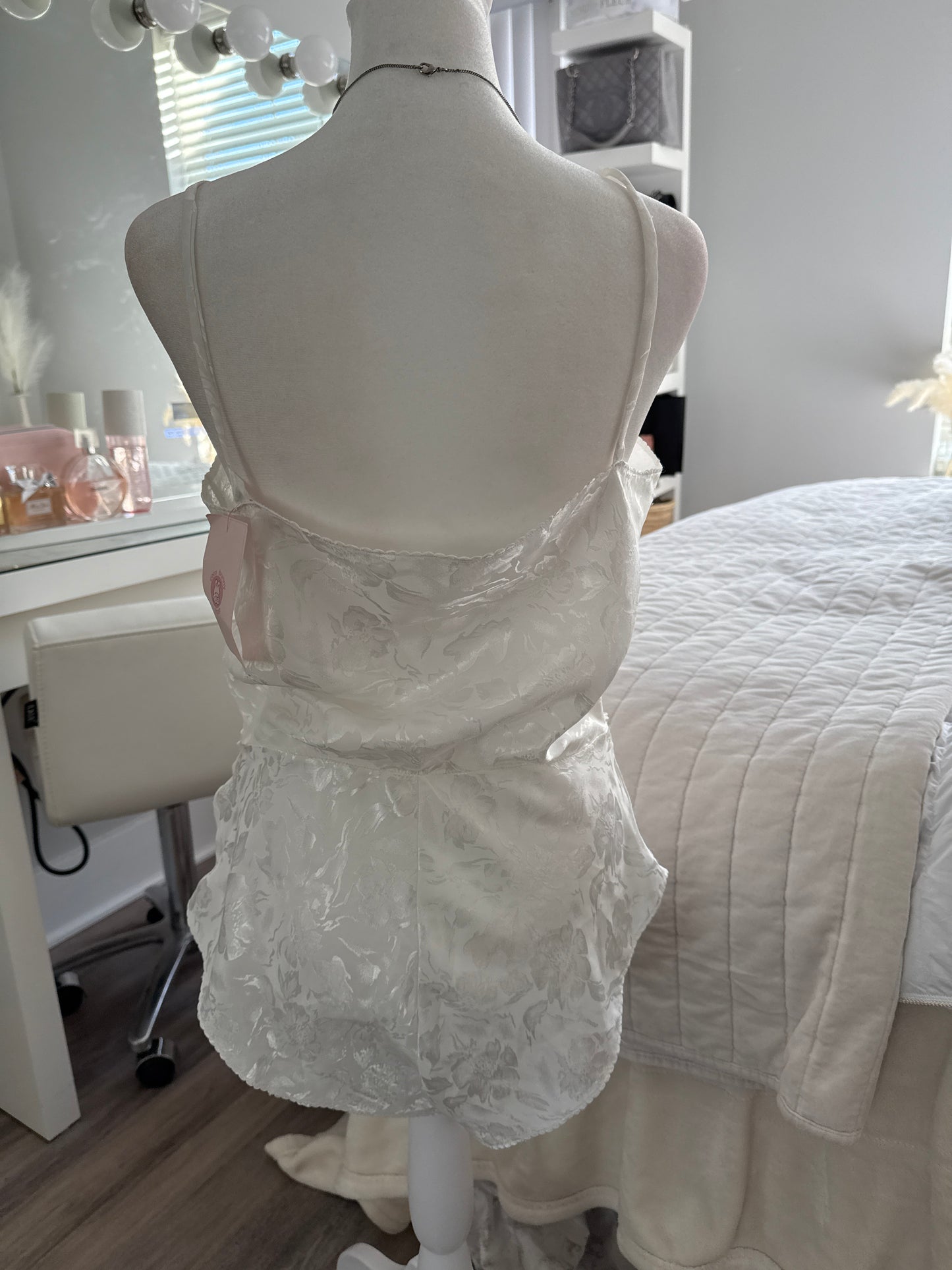 scallop lace trim satin floral pattern bodysuit