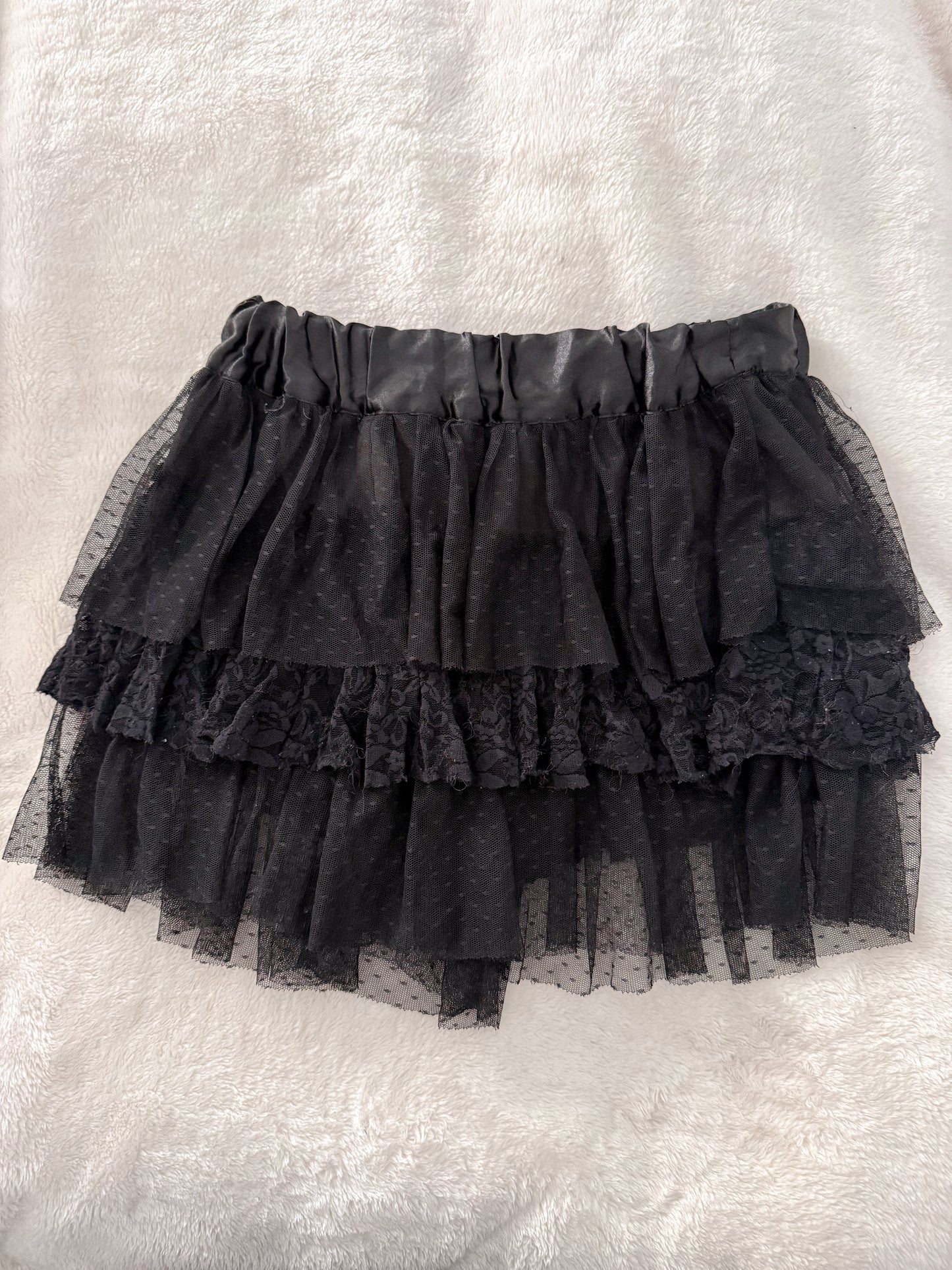 dark vanilla cloud martini ruffle shorts