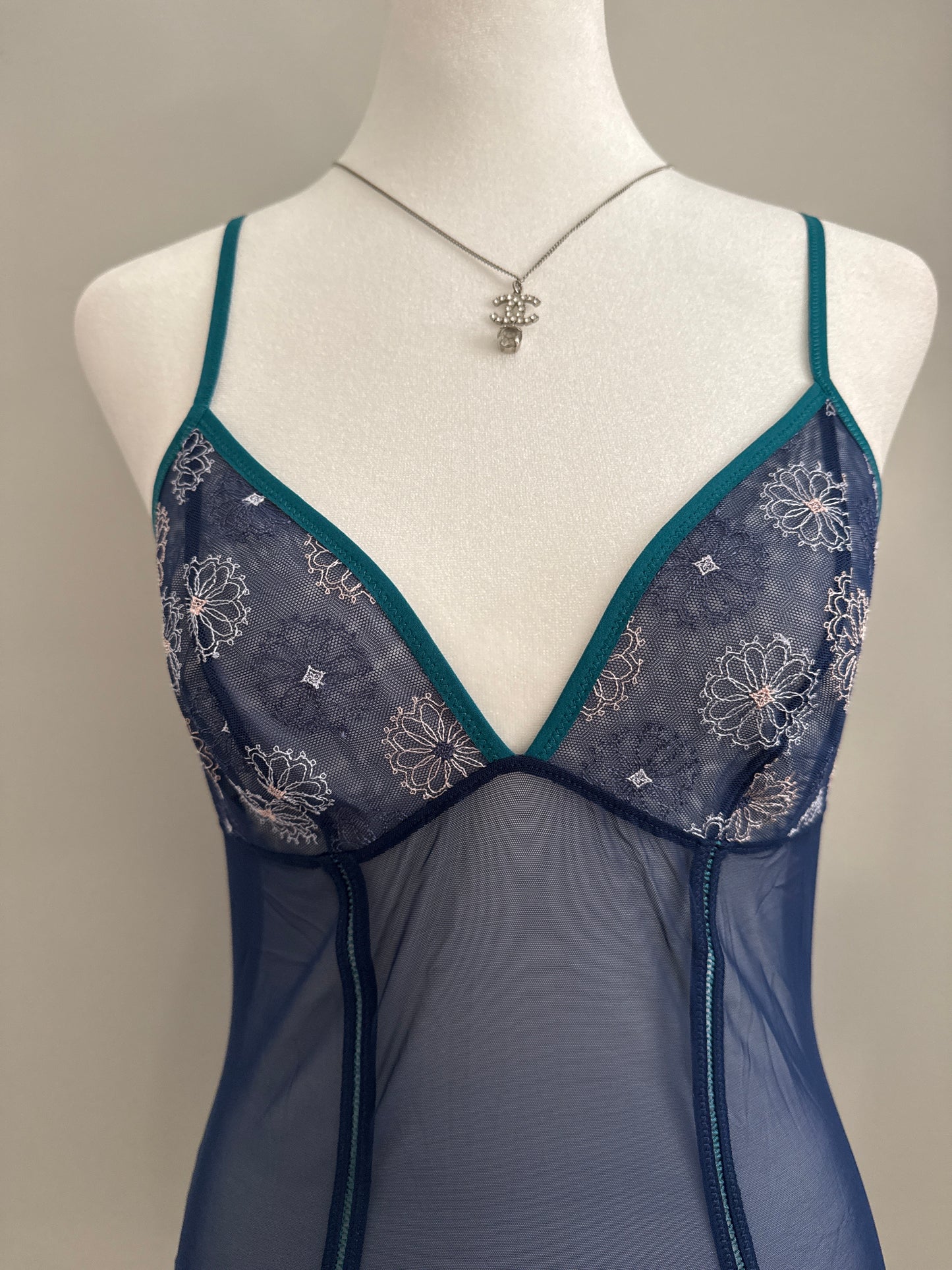 blueberry yuzu puree refresher camisole