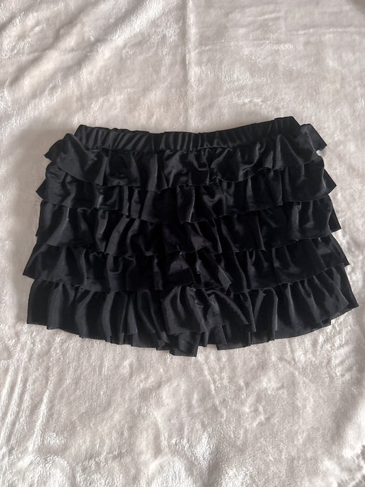 aurora borealis sky martini ruffle shorts