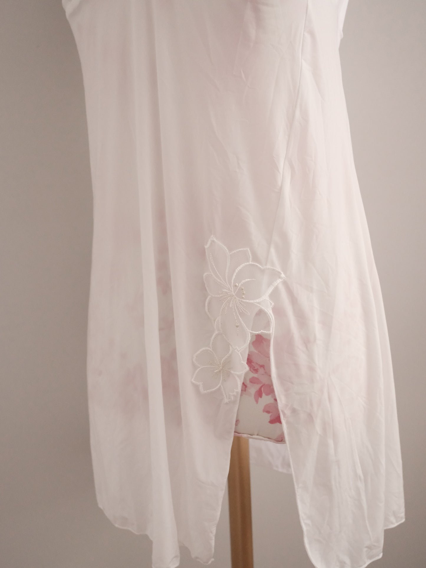 swan feather slip