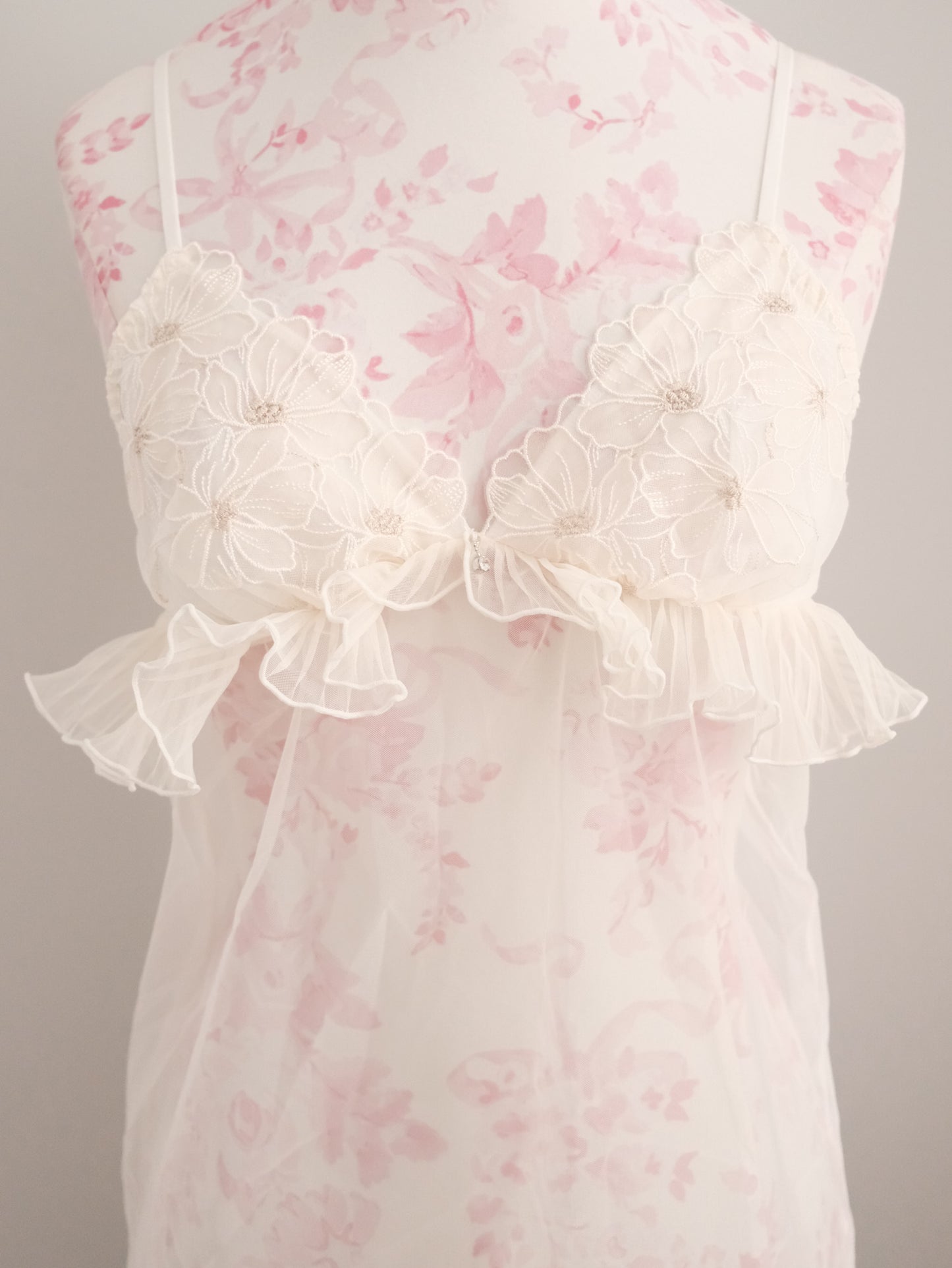 lunar pearl slip