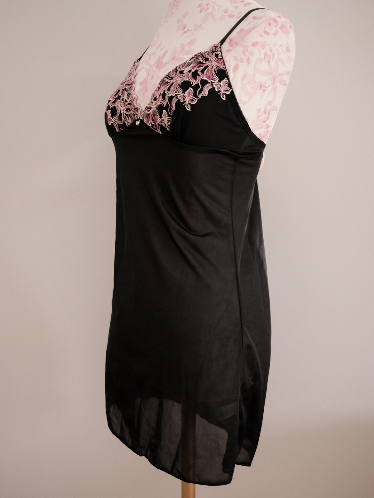 poison petal slip