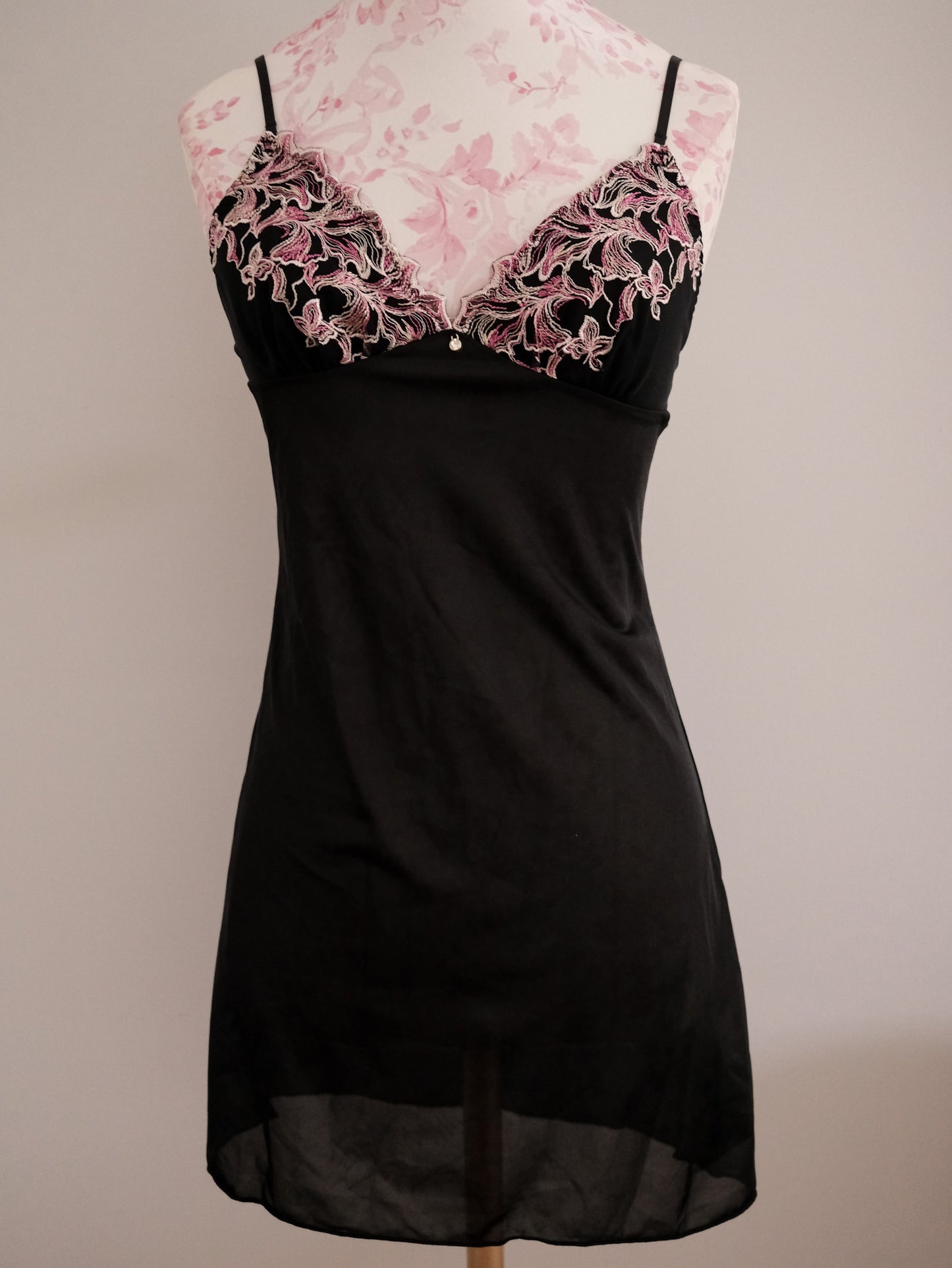poison petal slip