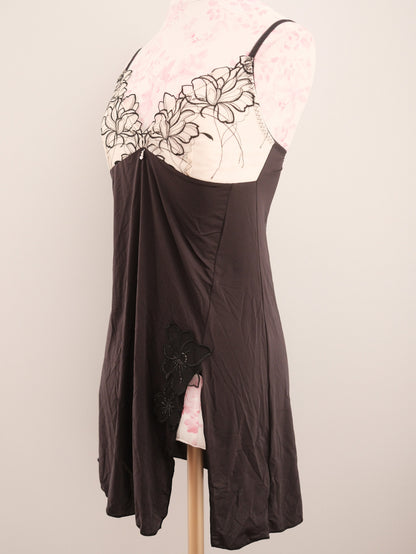 black camellia chemise