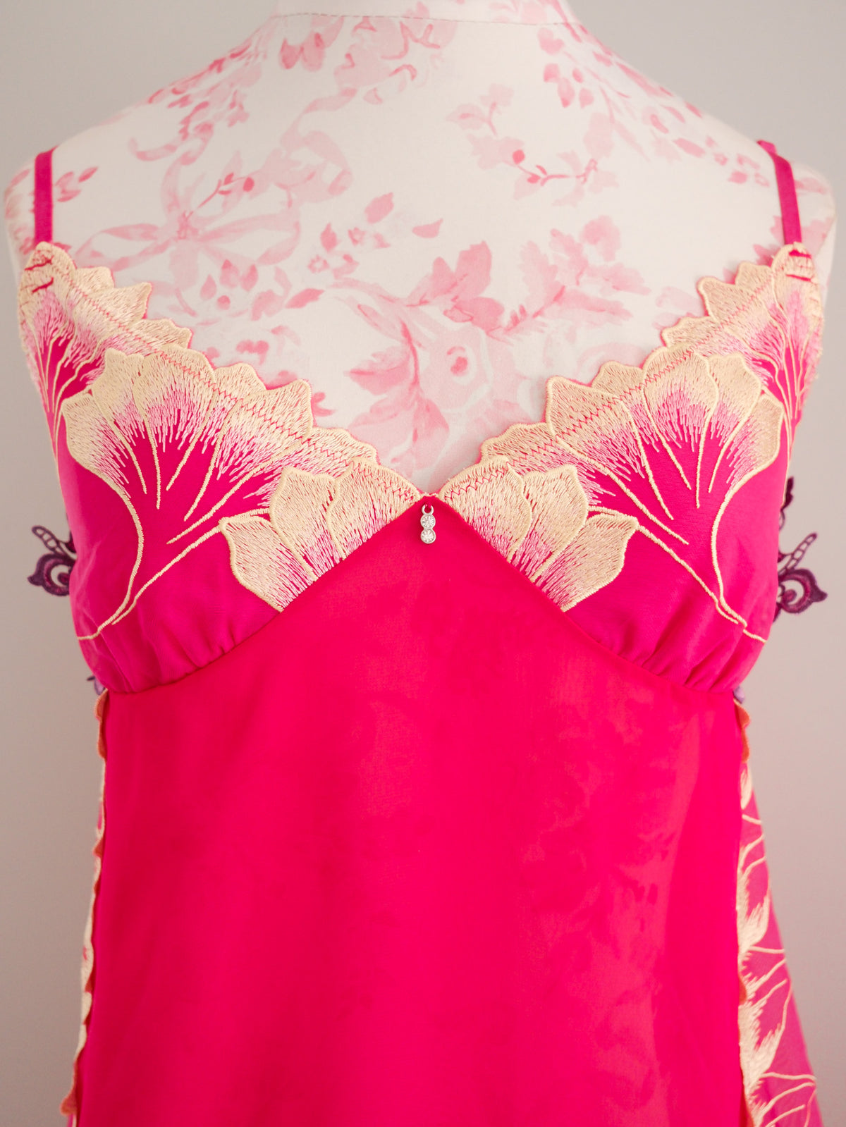 royal waltz chemise