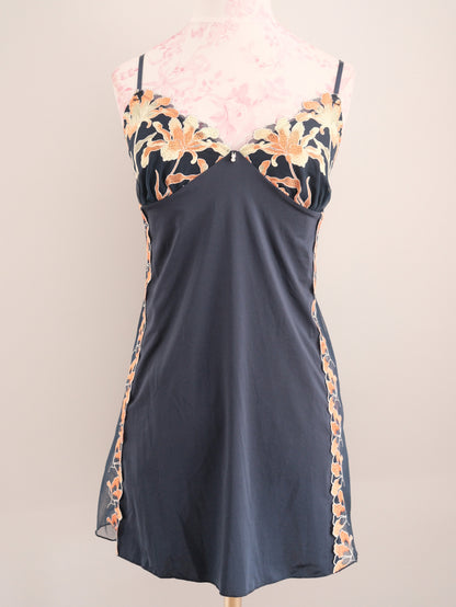 amber eclipse chemise