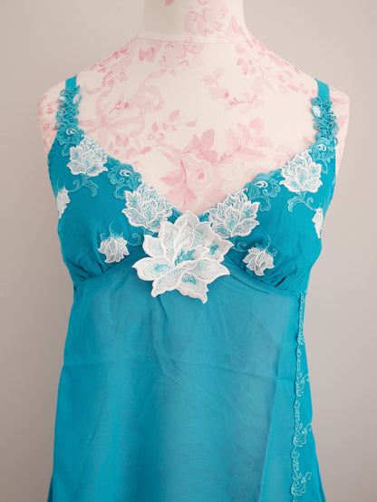 blue hawaiian slip