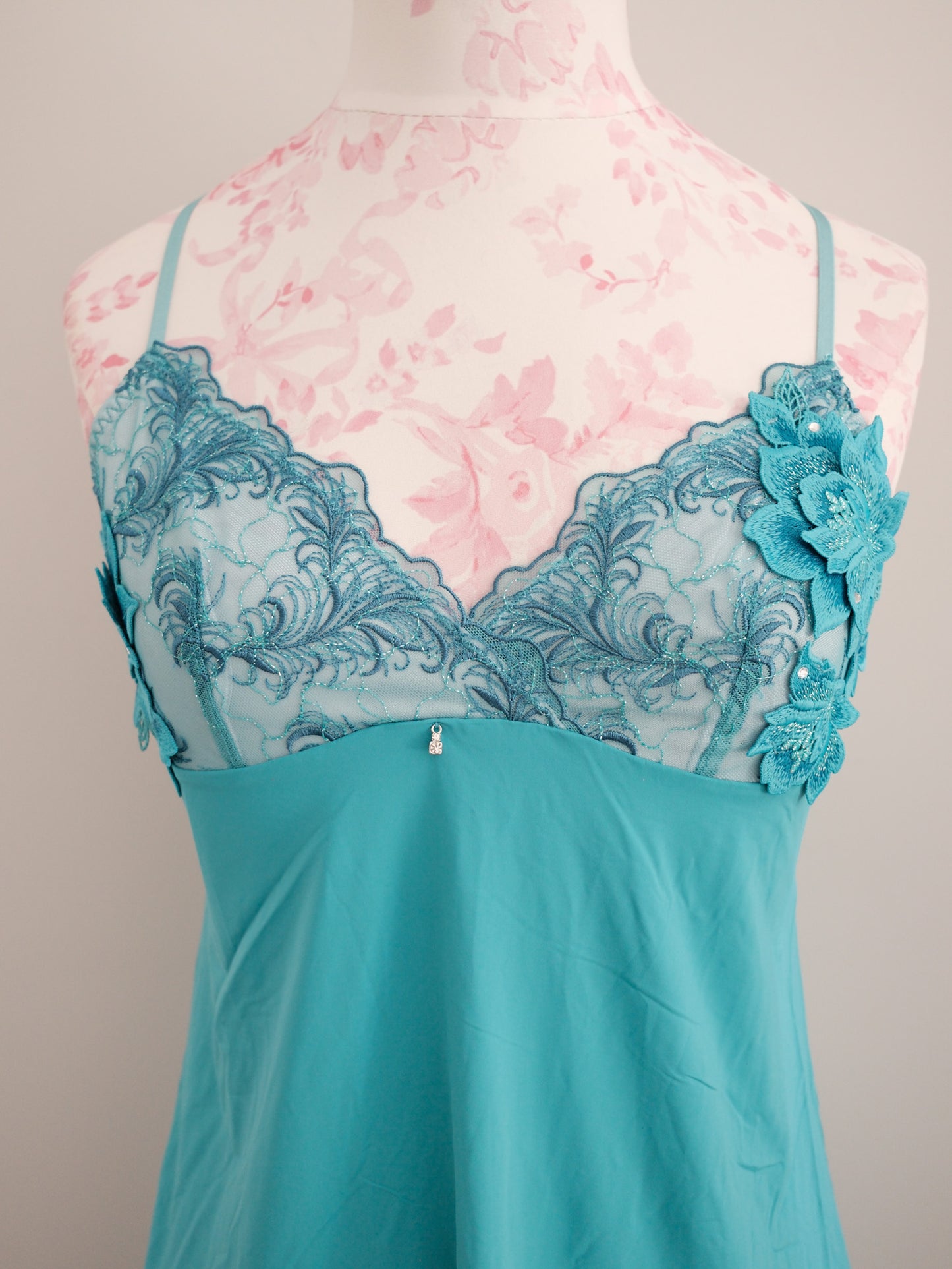 turquoise wave slip