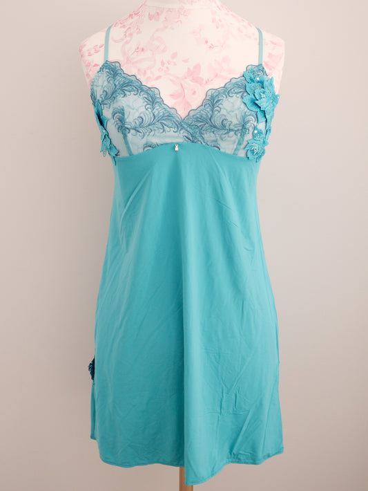 turquoise wave slip