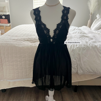 black lace v neckline slip dress