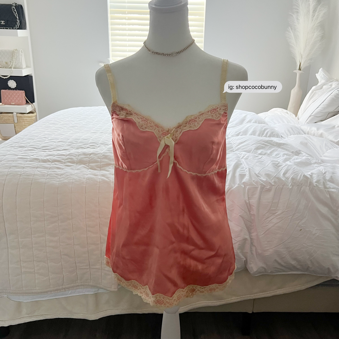 elegant lace trim detail camisole