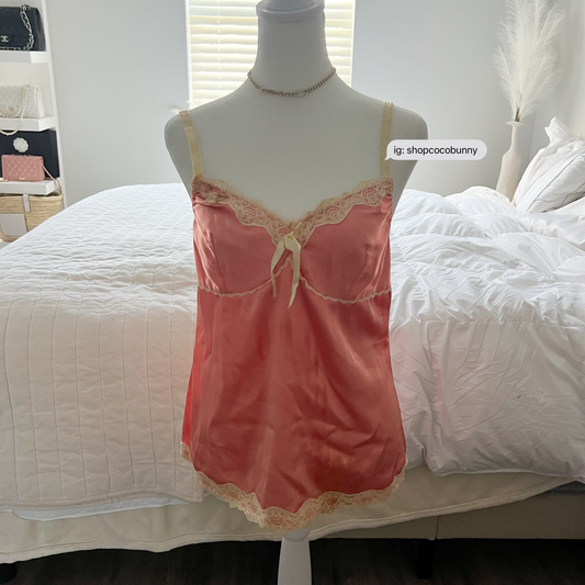 elegant lace trim detail camisole