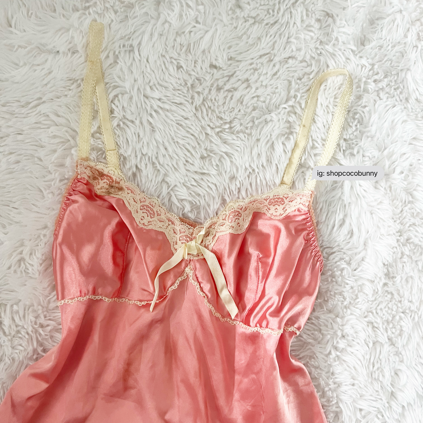 elegant lace trim detail camisole