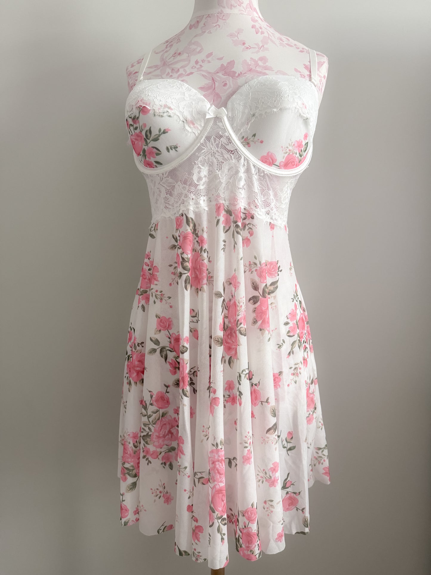 rose floral breeze mojito slip dress