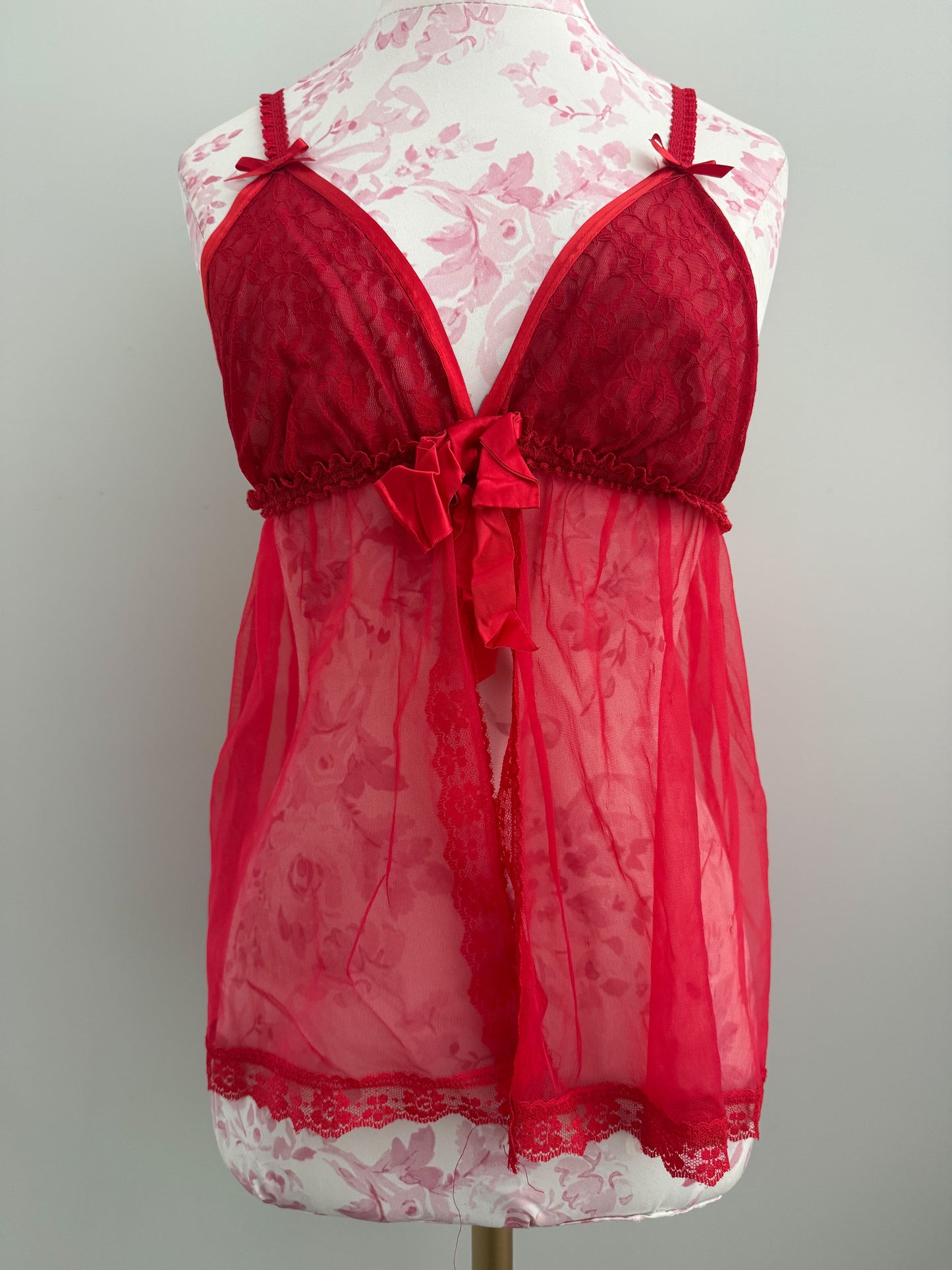 scarlet hibiscus sour cocktail camisole
