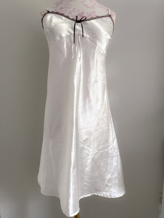 white lily cosmopolitan slip dress