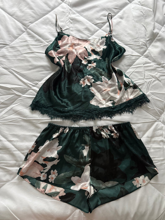 blackberry rose sage negroni set